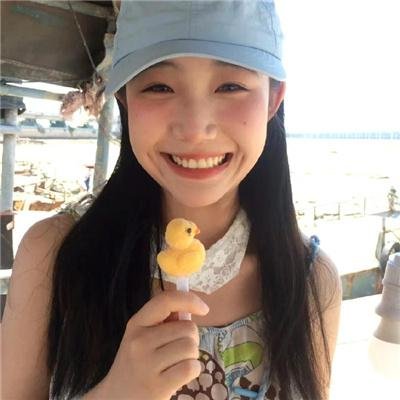 爱上小男人